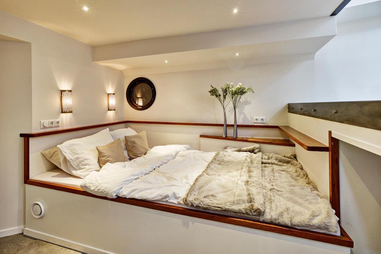 A304 Romantic Seaship In Top Center Amsterdam Dış mekan fotoğraf
